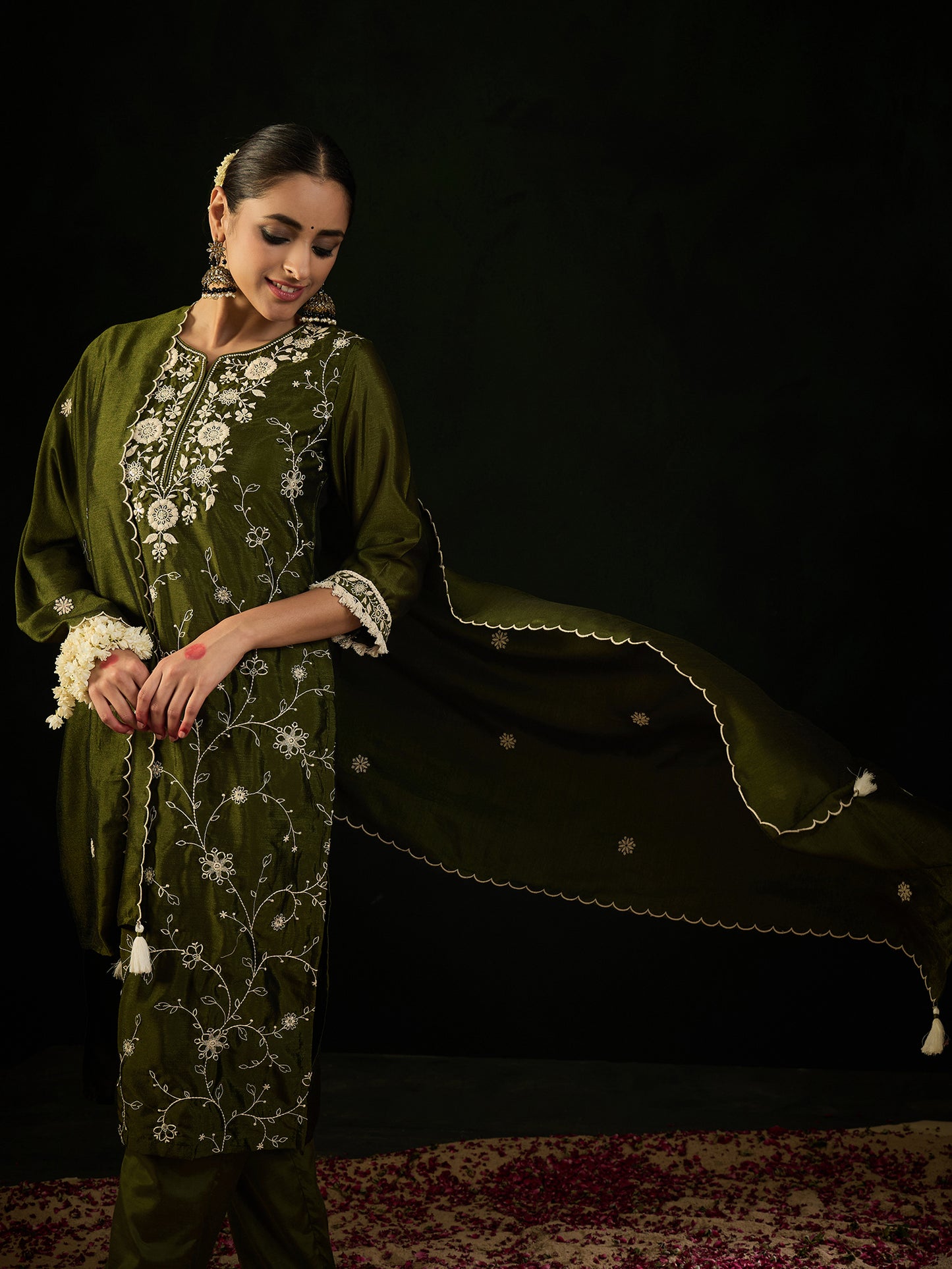 IE Green Embroidered Straight Kurta Trousers With Dupatta set