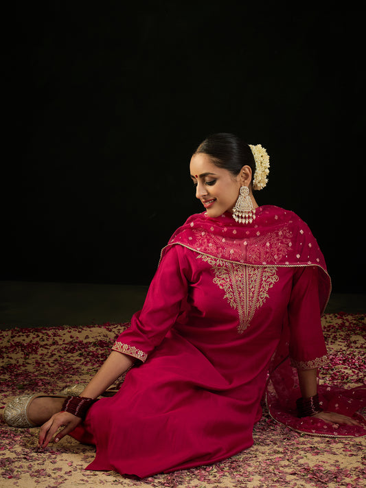 IE Pink Embroidered Straight Kurta Trousers With Dupatta set