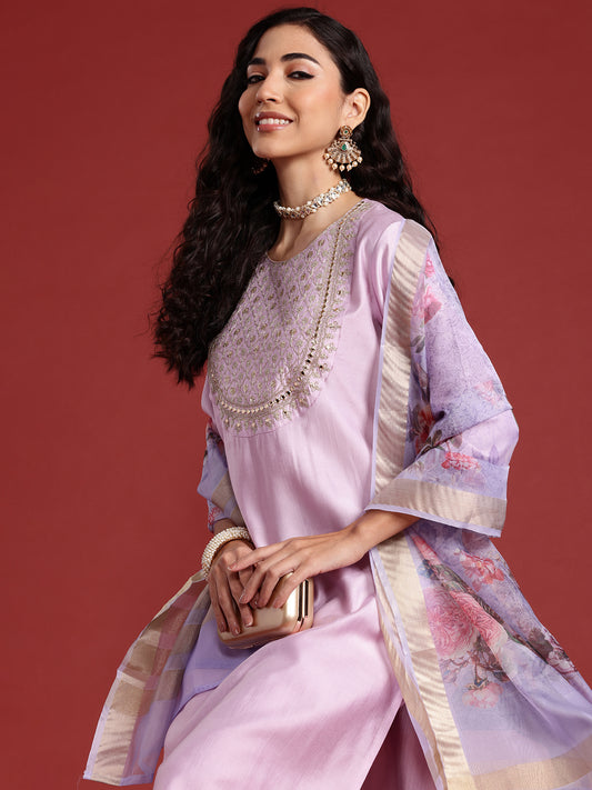 IE Lavender Embroidered Straight Kurta Trousers With Dupatta set