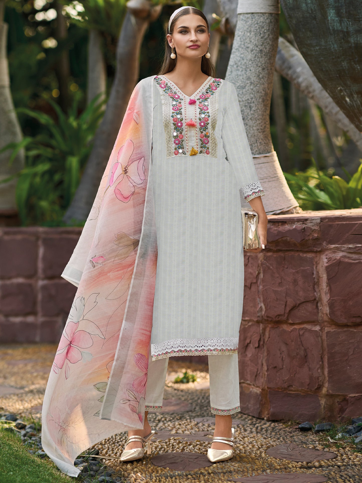 IE Off White Embroidered Straight Kurta Trousers With Dupatta set