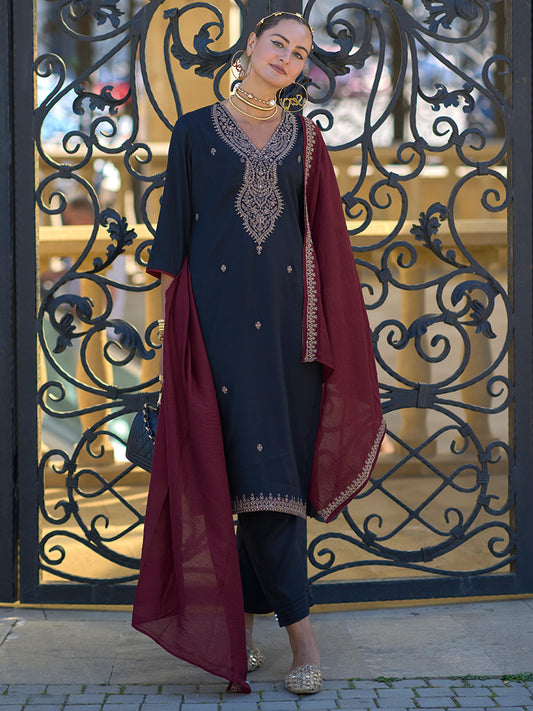 IE Black Embroidered Straight Kurta Trousers With Dupatta set