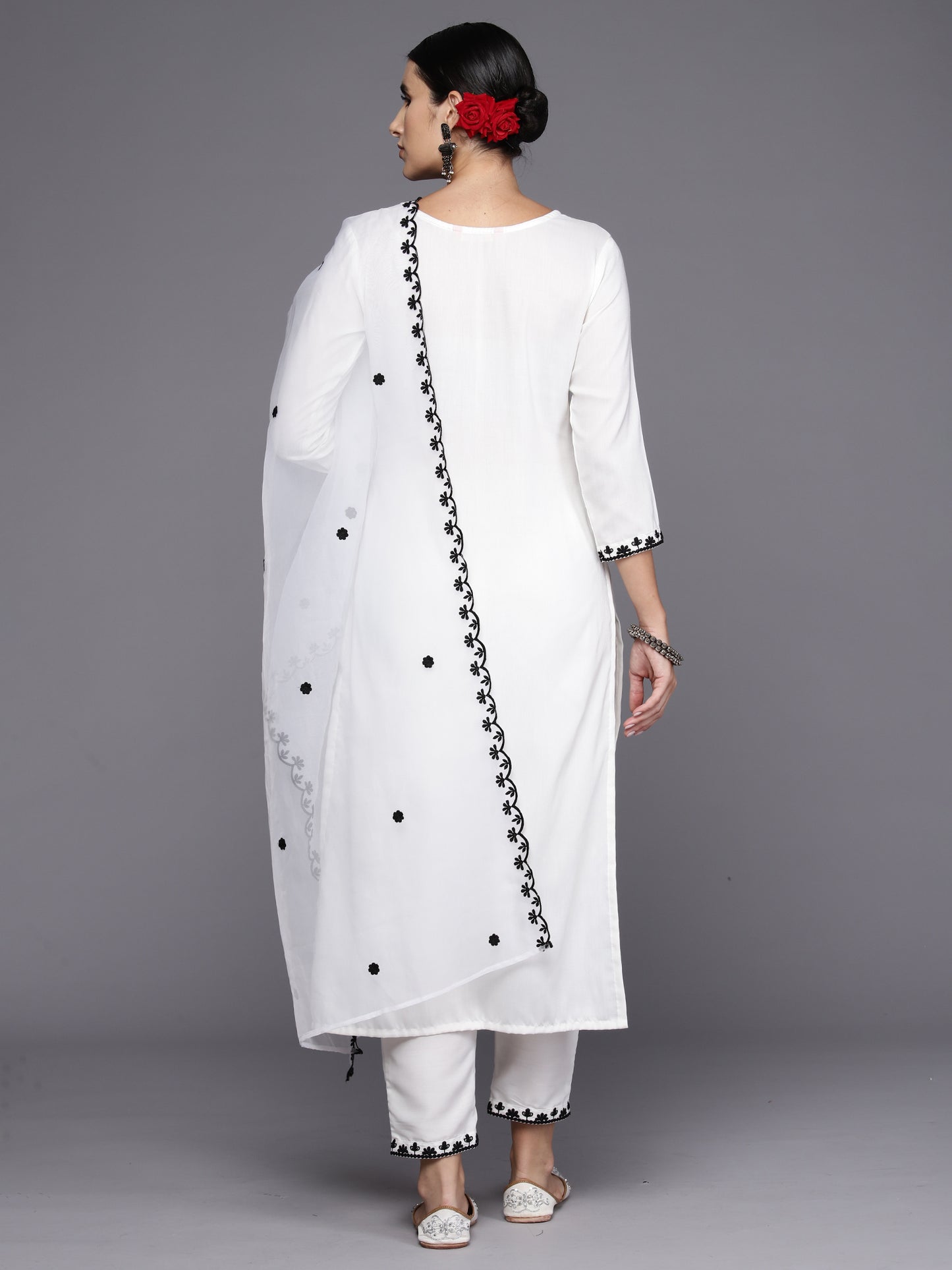 IE White Embroidered Straight Kurta Trousers With Dupatta Set