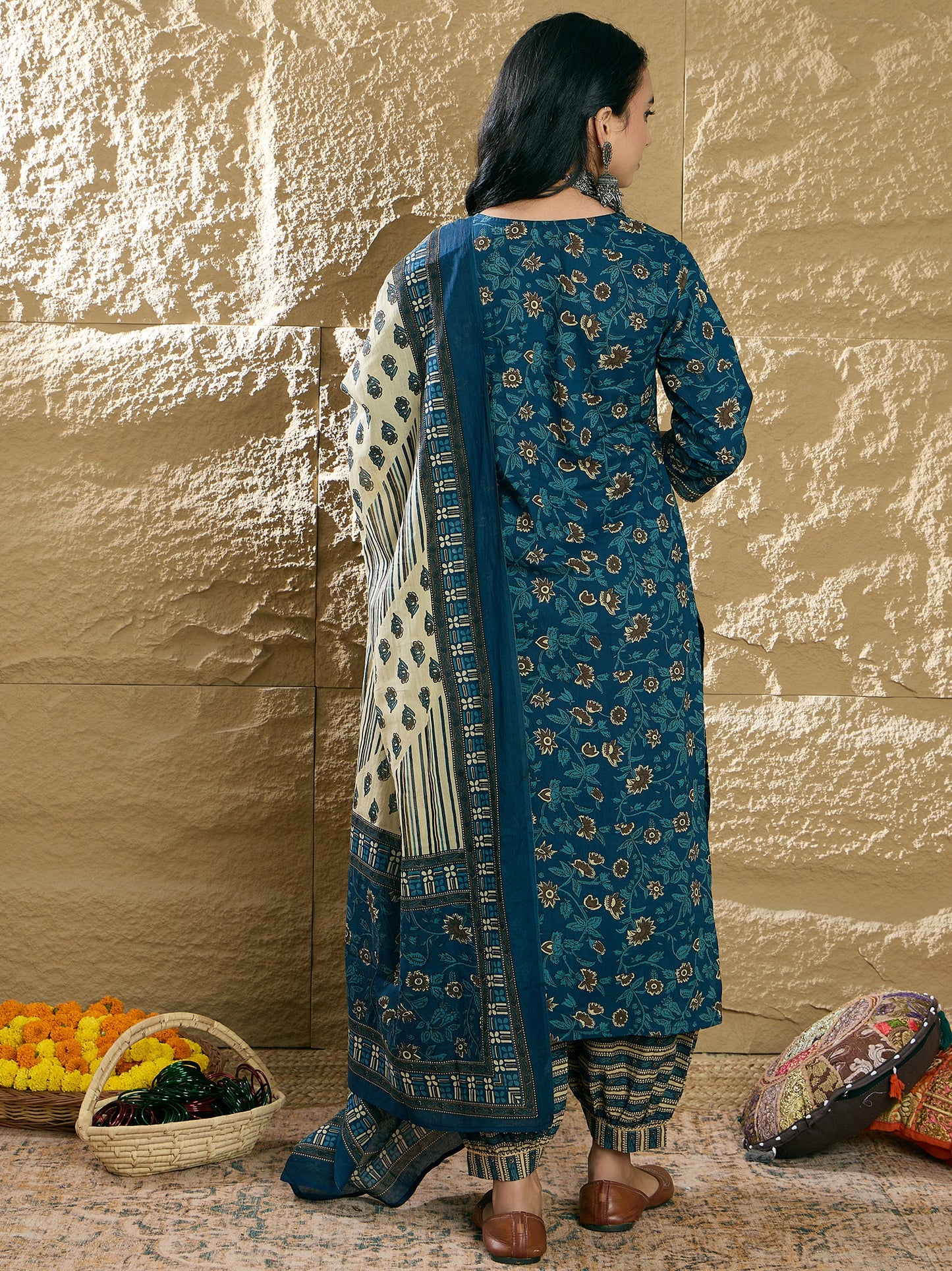 IE Teal Printed Straight Kurta Salwar With Dupatta set