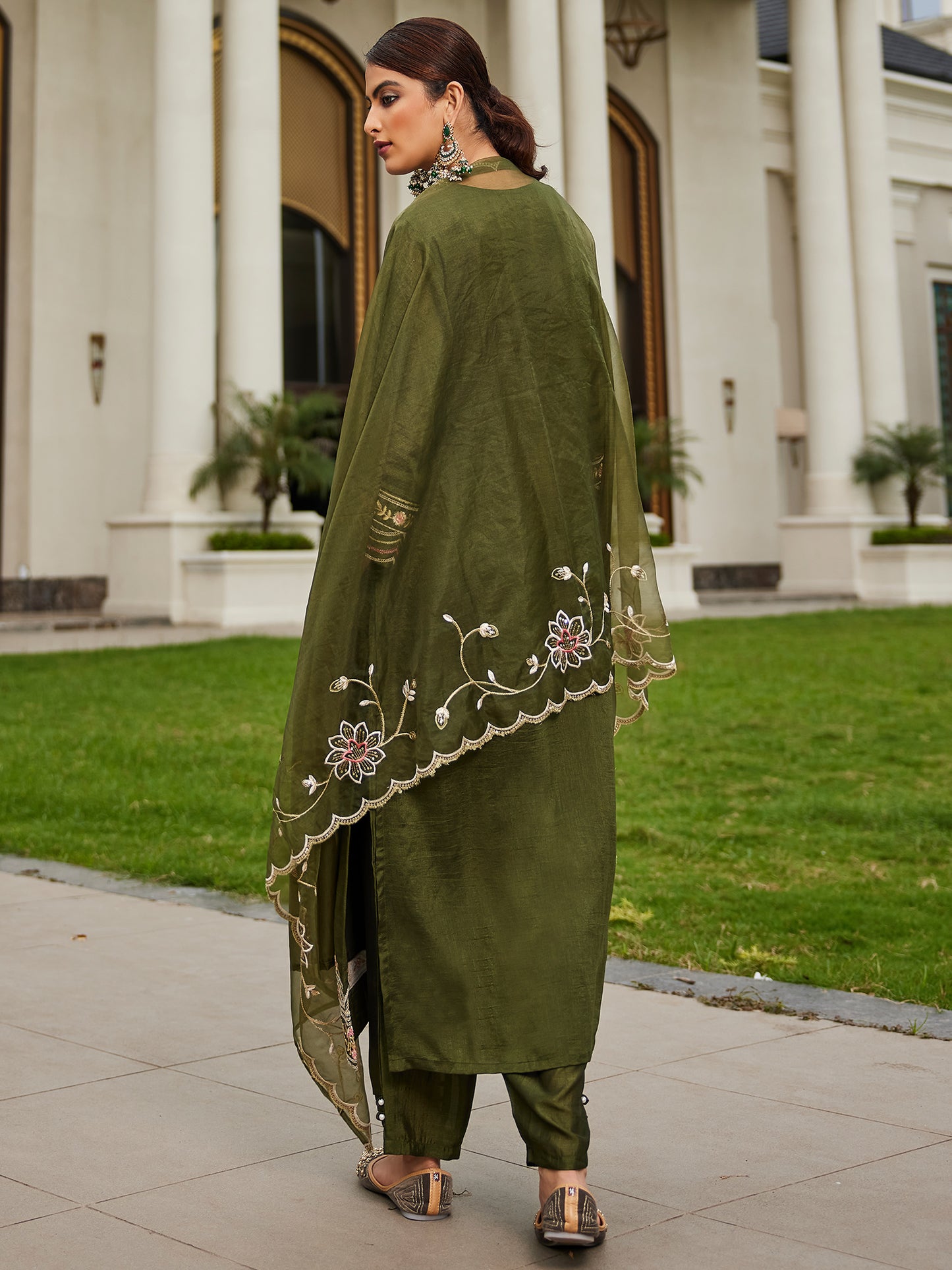 IE Green Embroidered Straight Kurta Trousers With Dupatta Set