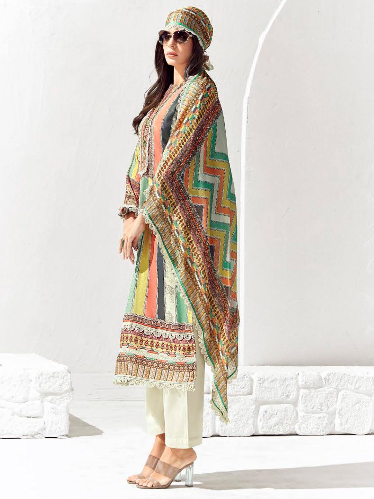 IE Multi Printed Straight Kurta Trousers set