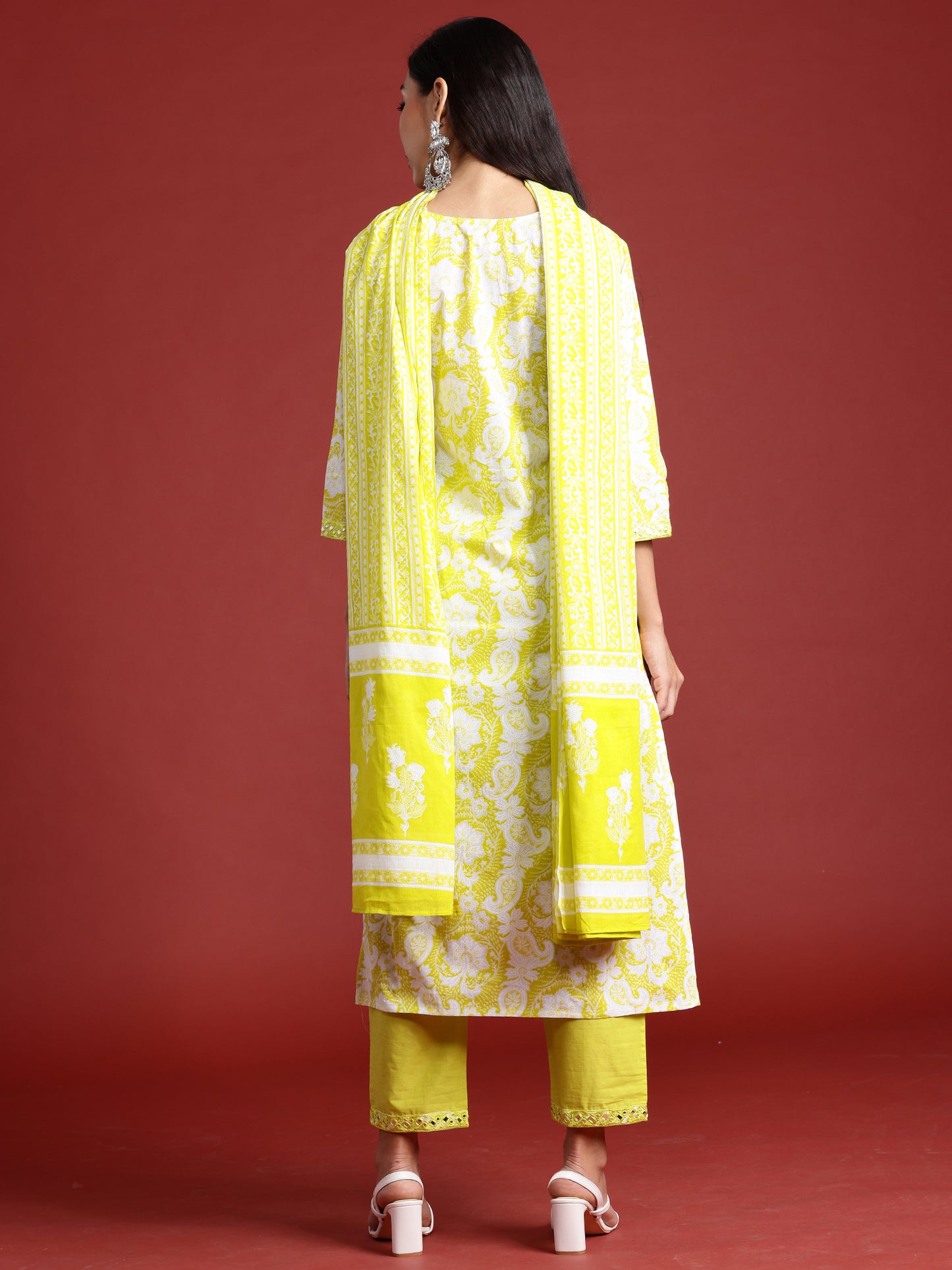 IE Green Printed Straight Kurta Trousers With Dupatta set