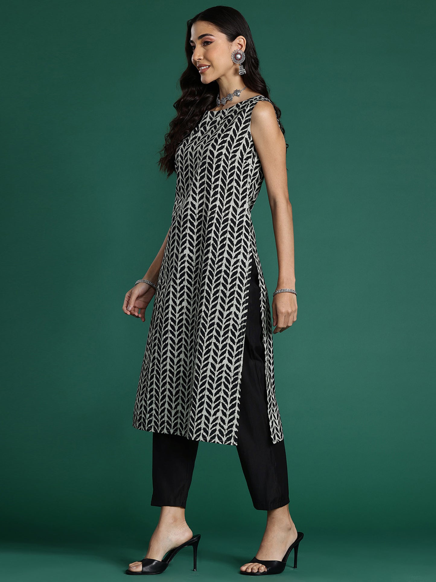 IE Black Printed Straight Kurtas