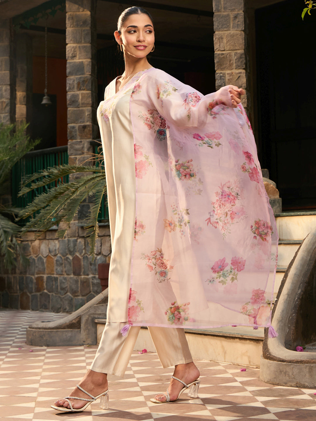 IE Off White Embroidered Straight Kurta Trousers With Dupatta set