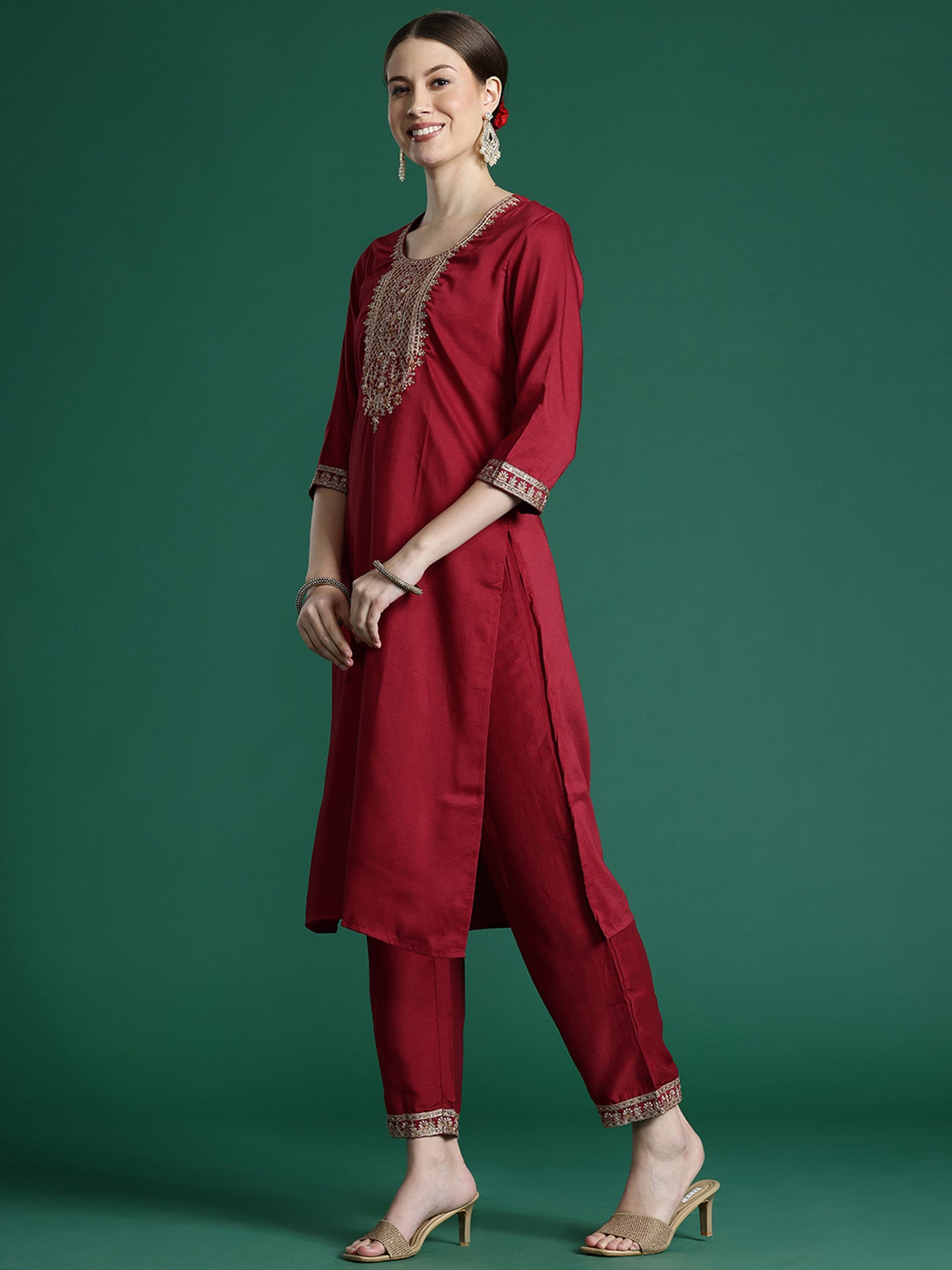 IE Maroon Embroidered Straight Kurta Trousers With Dupatta set