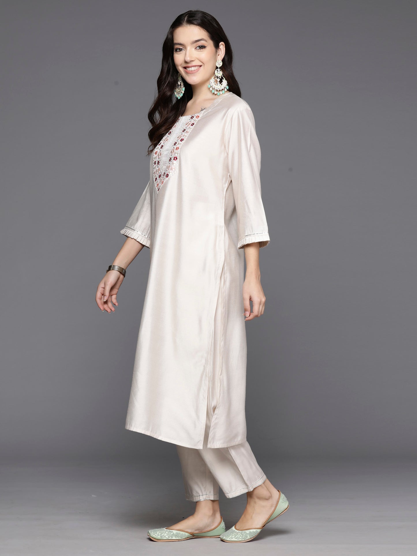 IE Off White Embroidered Straight Kurta Trousers With Dupatta Set