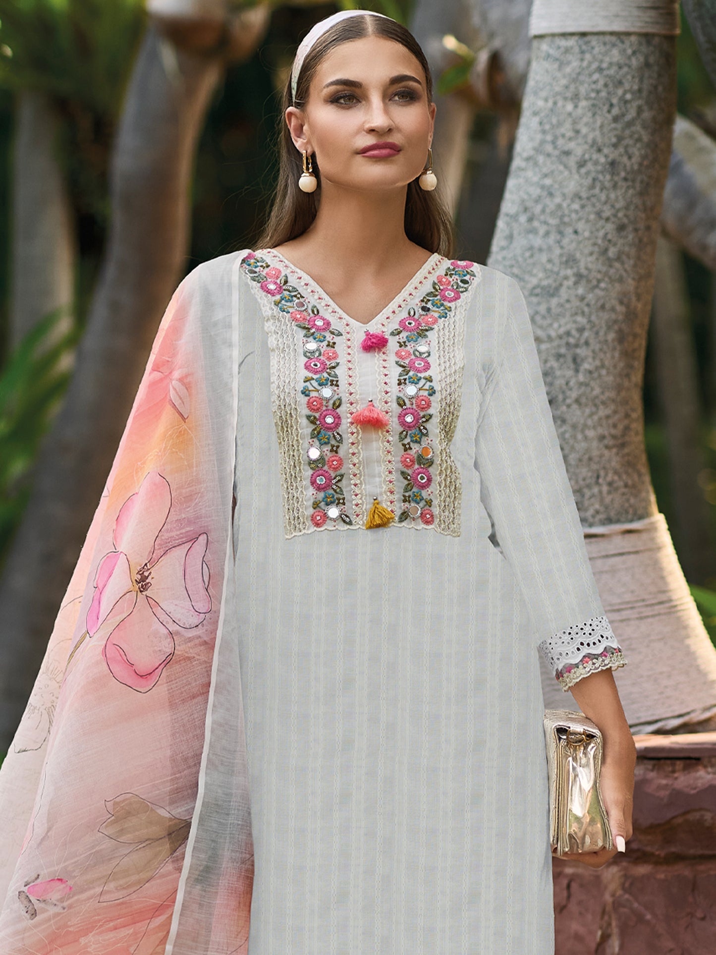 IE Off White Embroidered Straight Kurta Trousers With Dupatta set