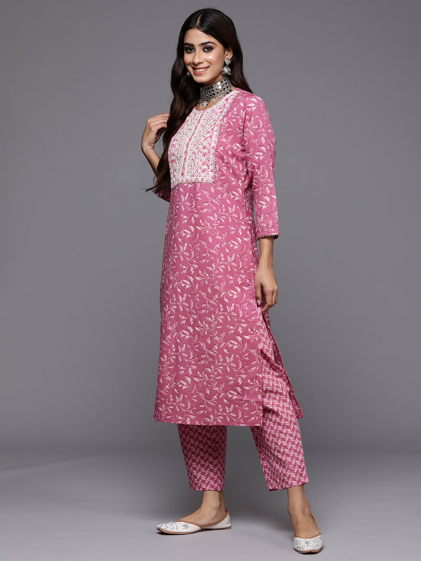 IE Lavender Embroidered Straight Kurta Trousers With Dupatta Set