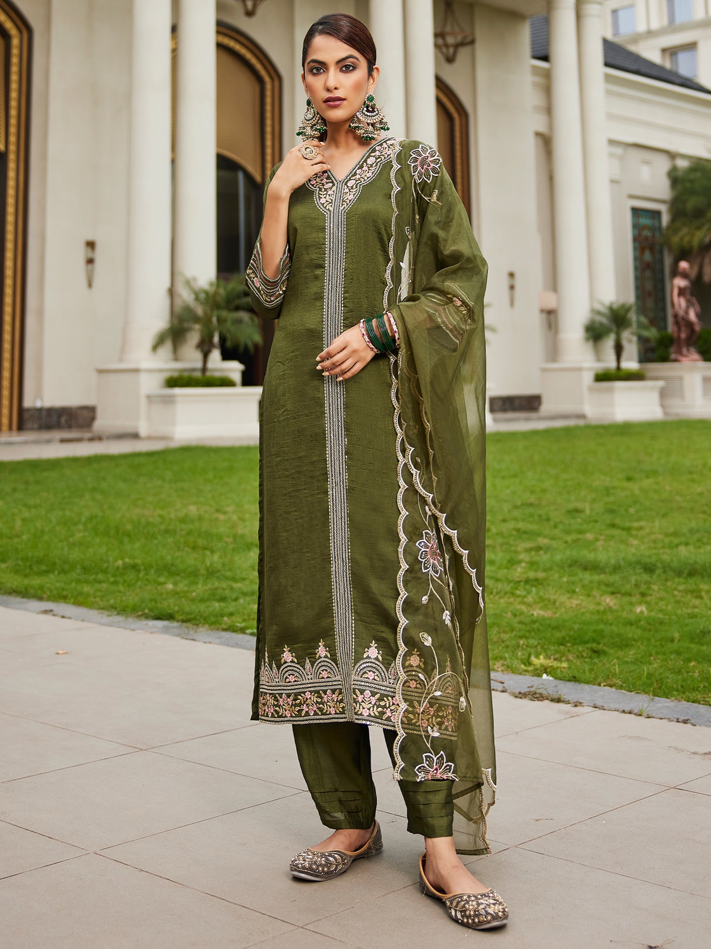 IE Green Embroidered Straight Kurta Trousers With Dupatta Set