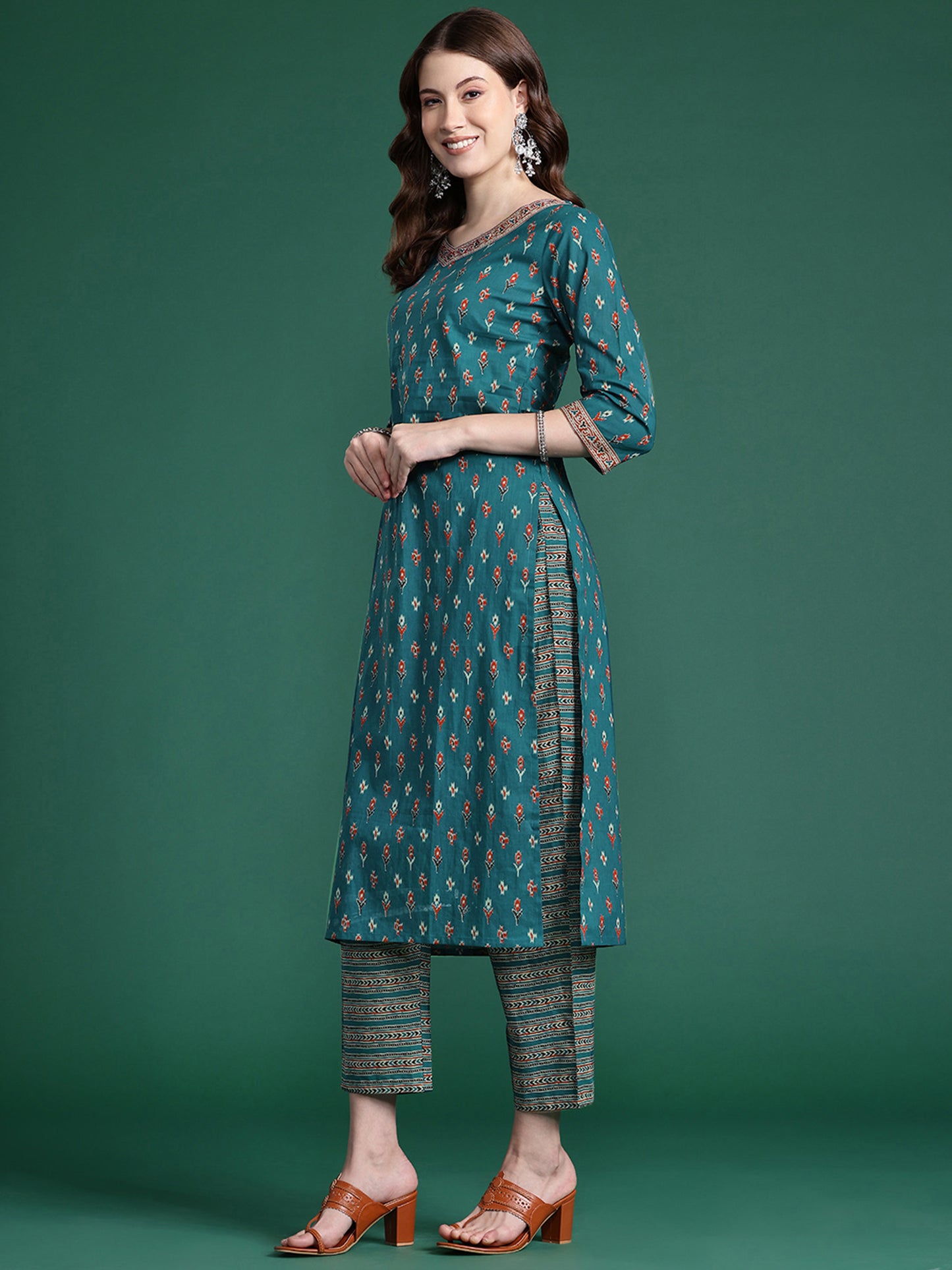 IE Teal Printed Straight Kurta Trousers With Dupatta set