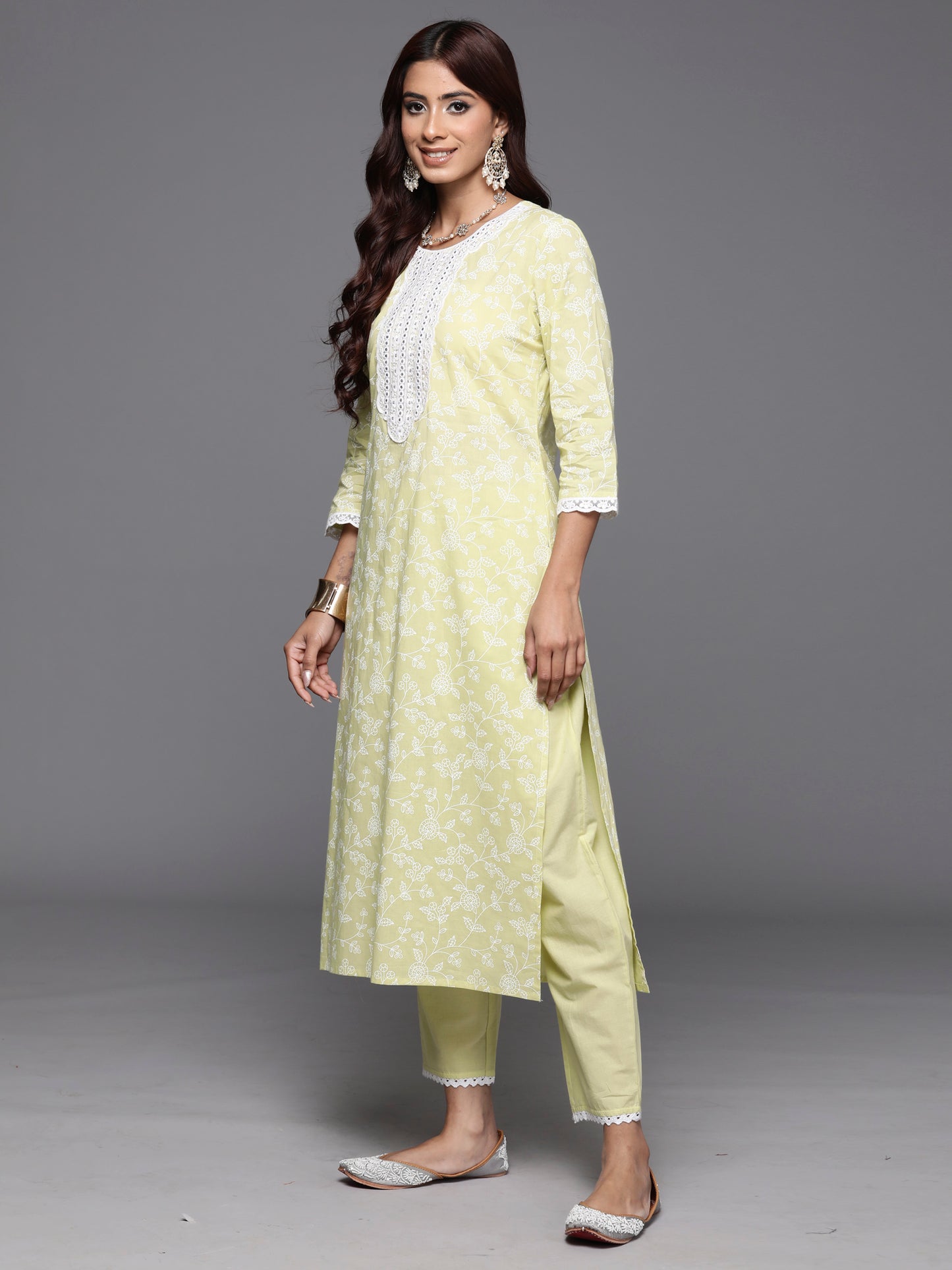 IE Green Embroidered Straight Kurta Trousers With Dupatta Set