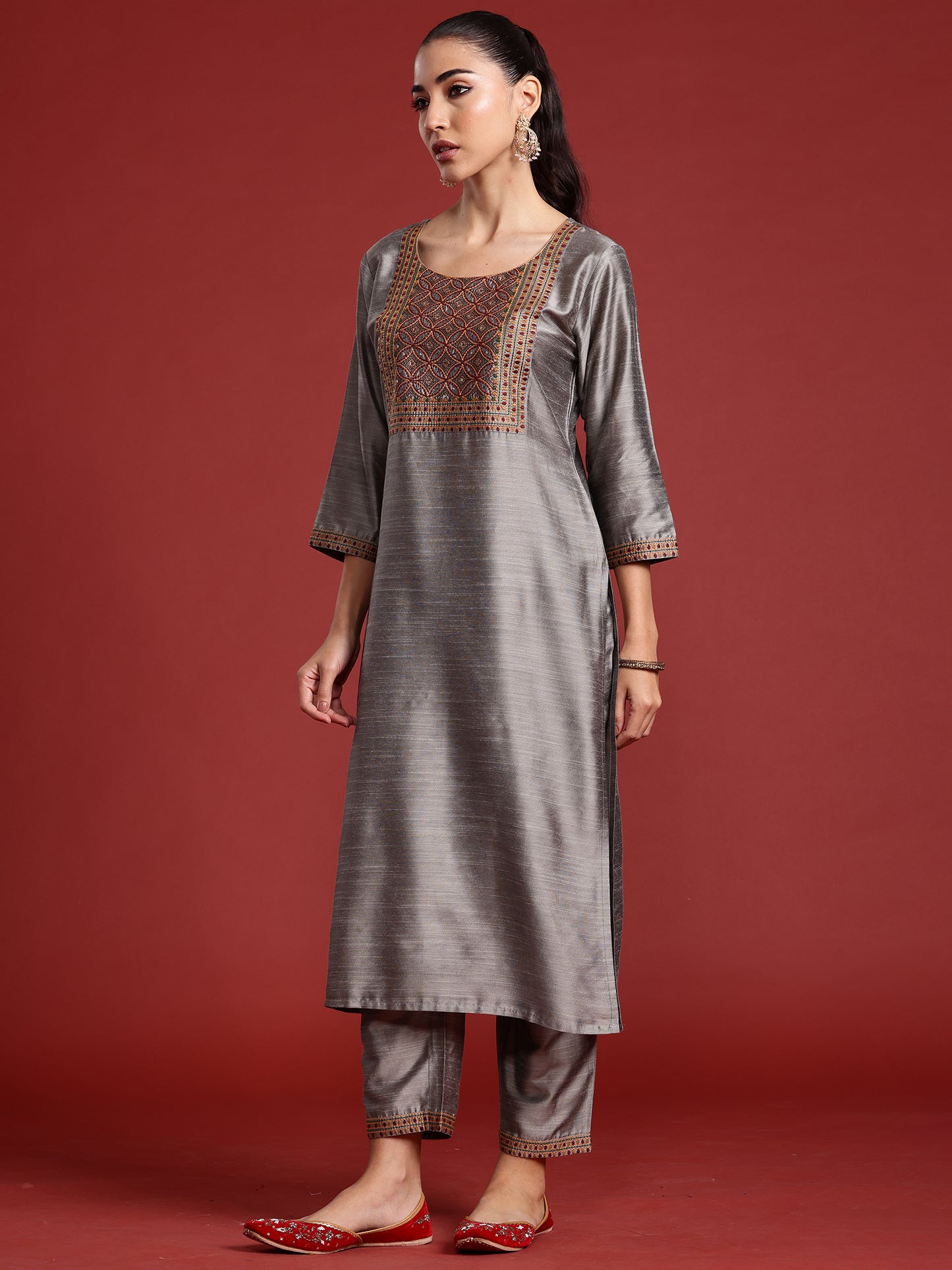 IE Grey Embroidered Straight Kurta Trousers With Dupatta  Set