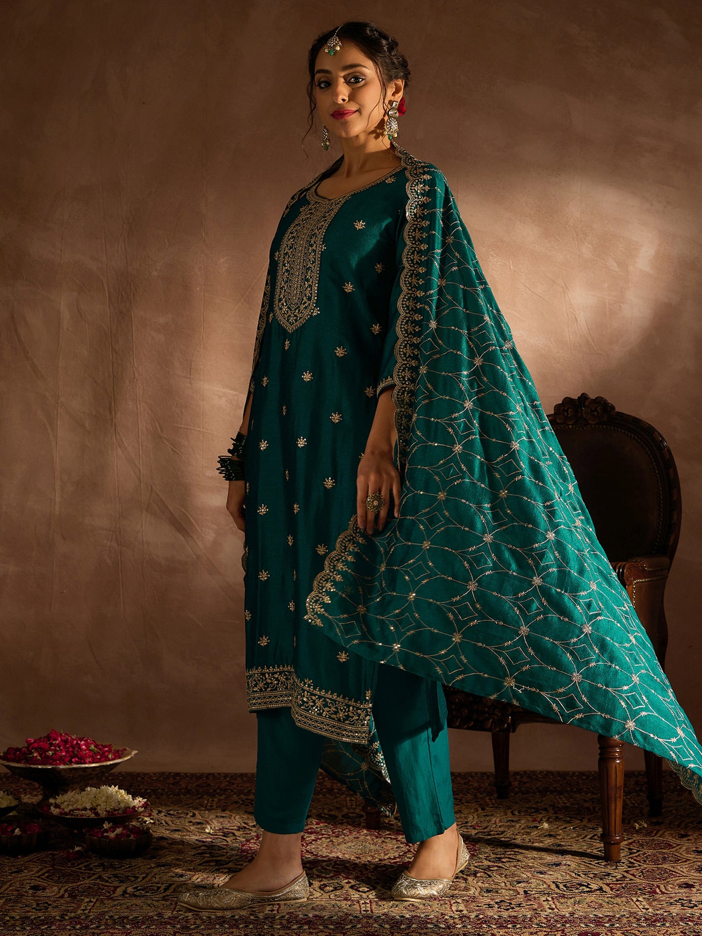 IE Sea Green Embroidered Straight Kurta Trousers With Dupatta set