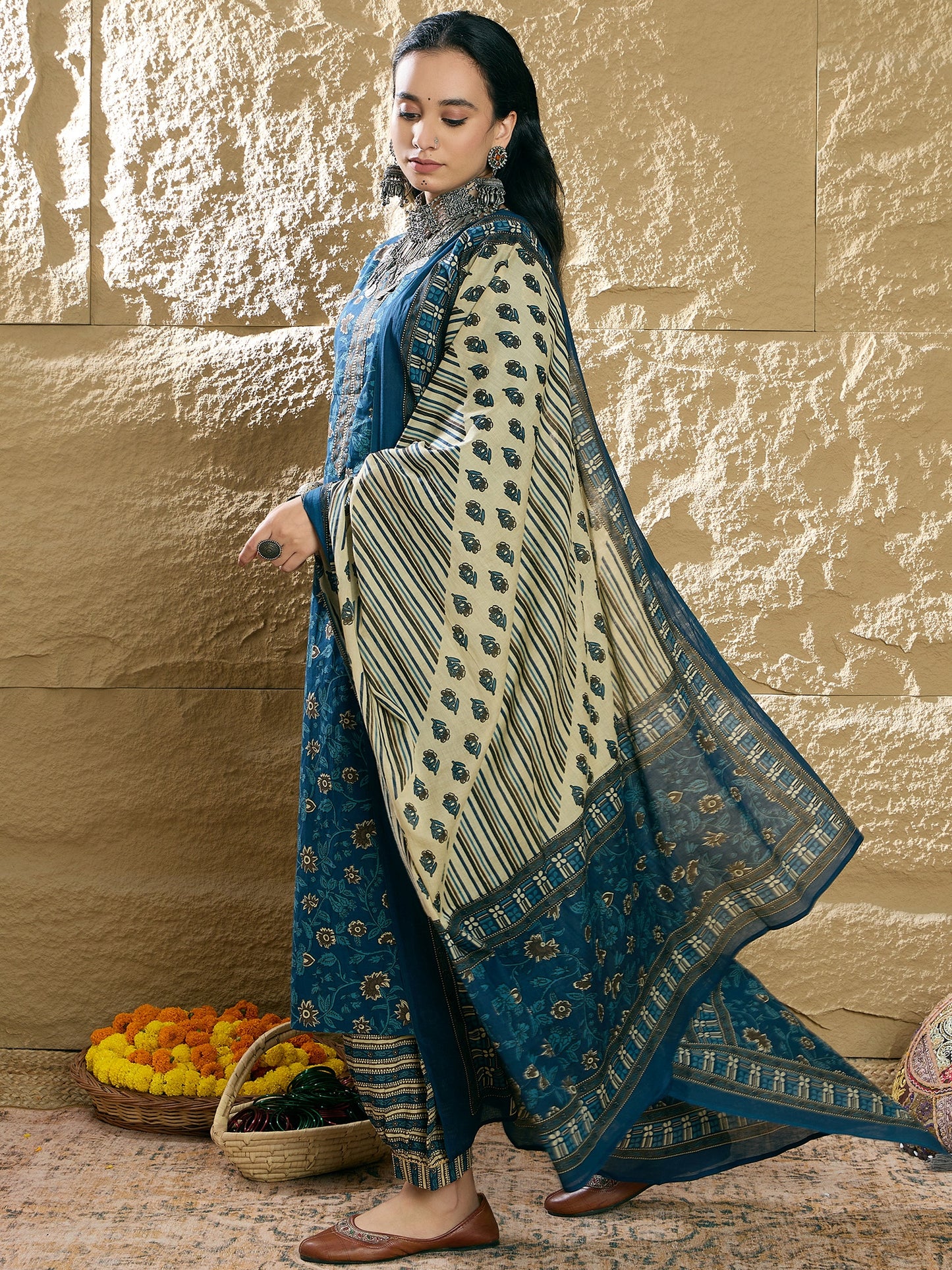 IE Teal Printed Straight Kurta Salwar With Dupatta set