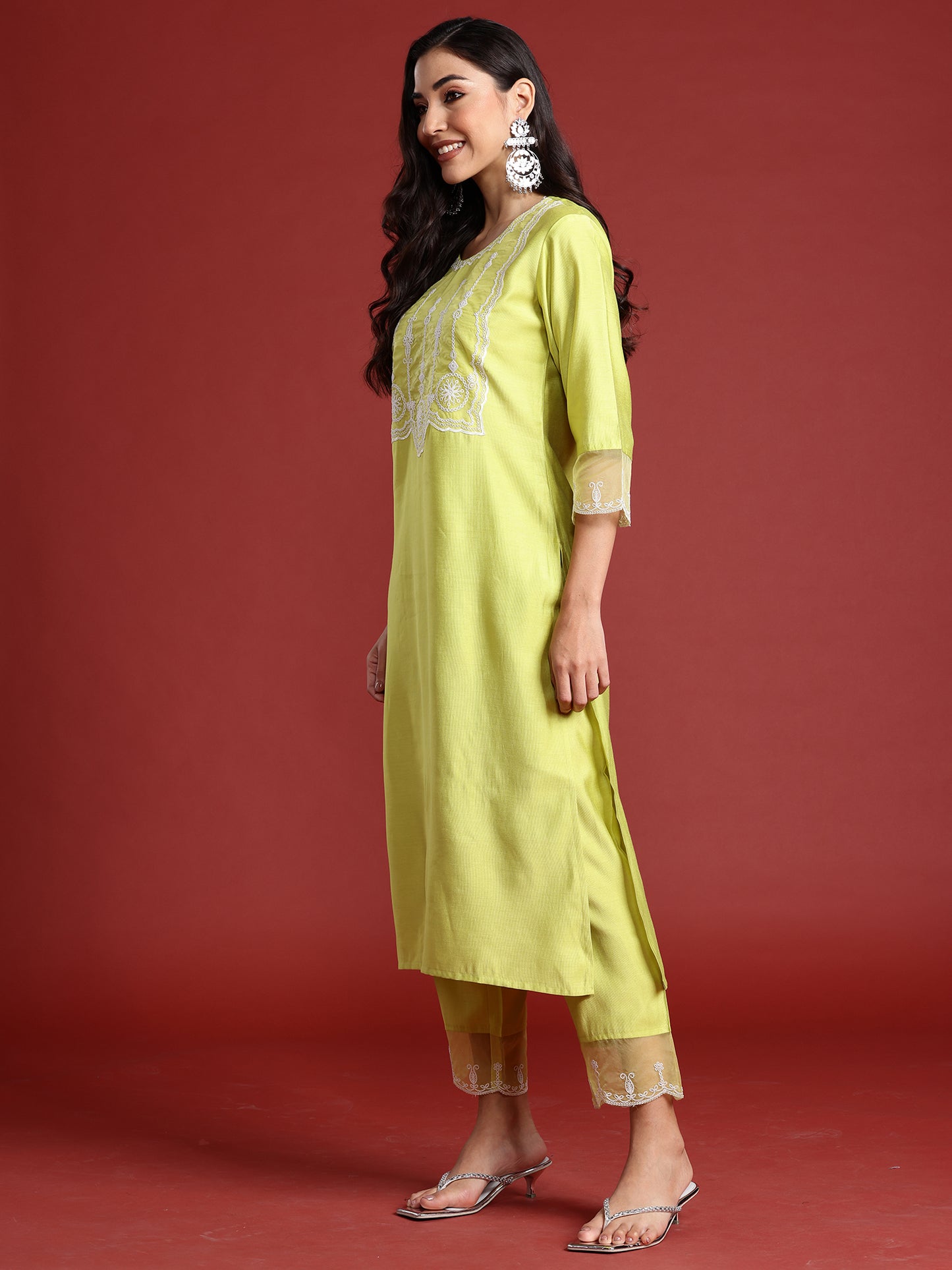 IE Green Embroidered Straight Kurta Trousers With Dupatta set