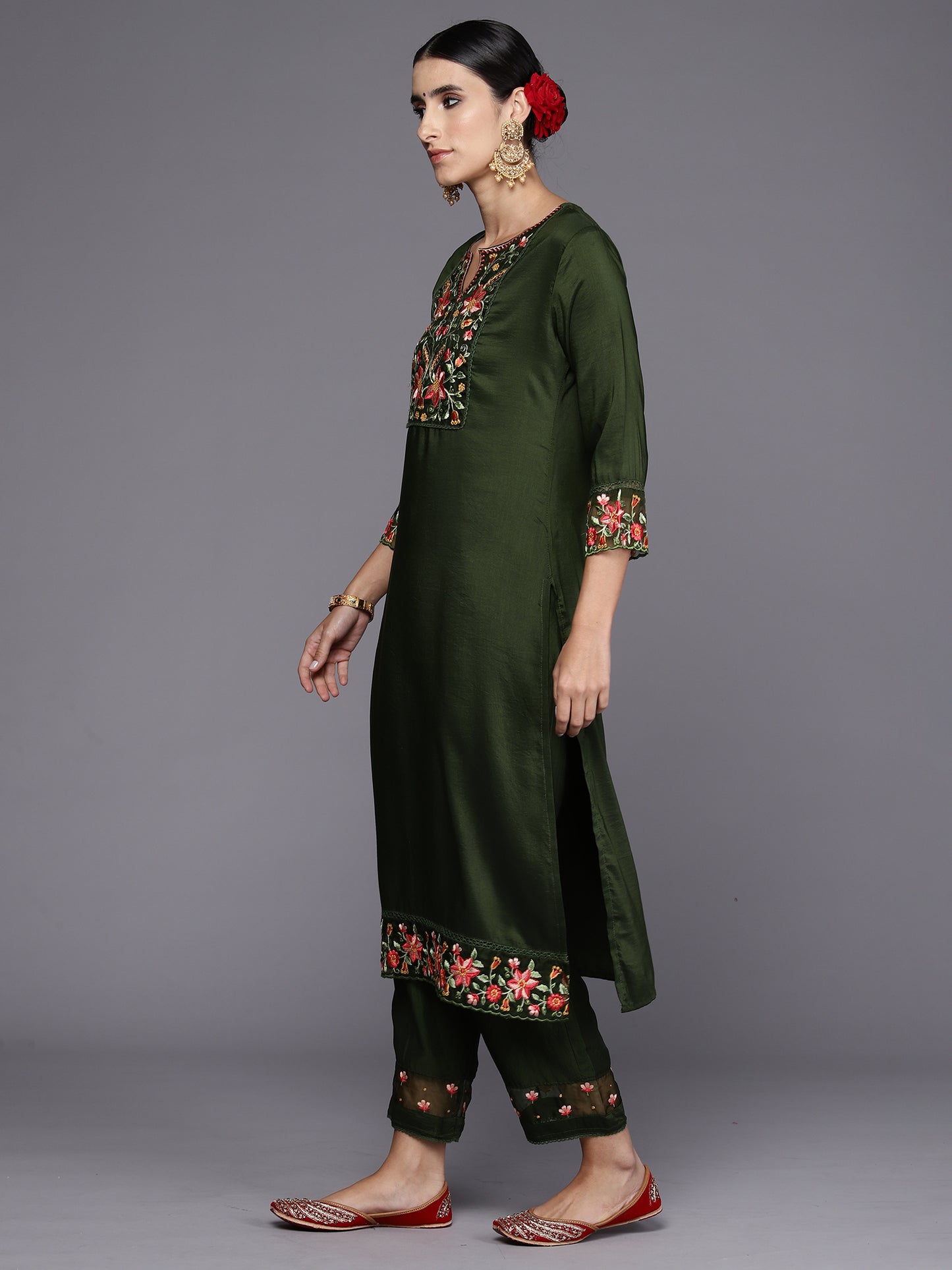 IE Green Embroidered Straight Kurta Trousers With Dupatta Set