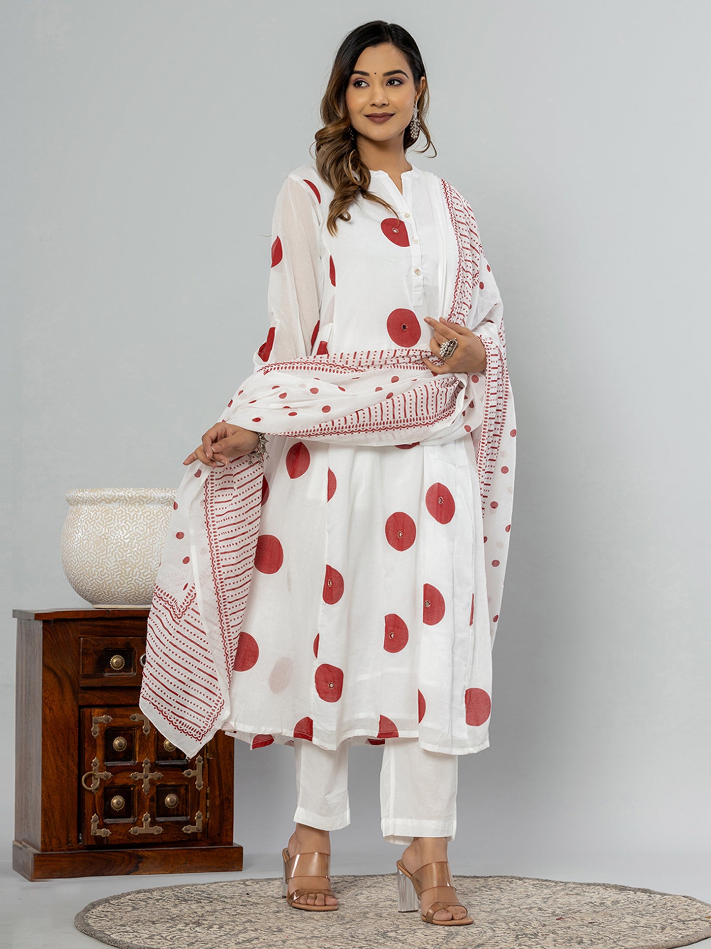 IE Off White Printed A-Line Kurta Trousers With Dupatta set