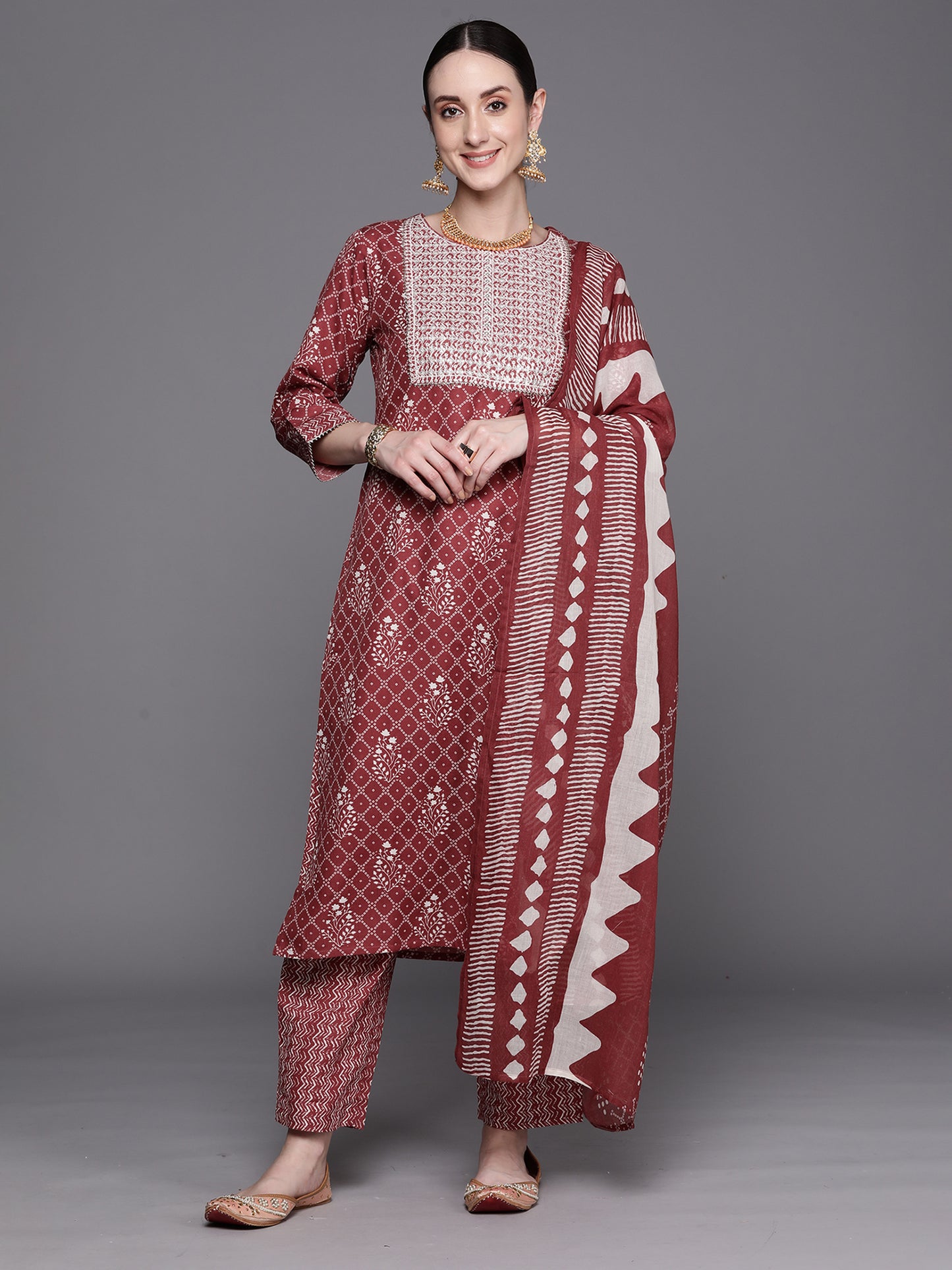 IE Mauve Printed Straight Kurta Trousers With Dupatta Set