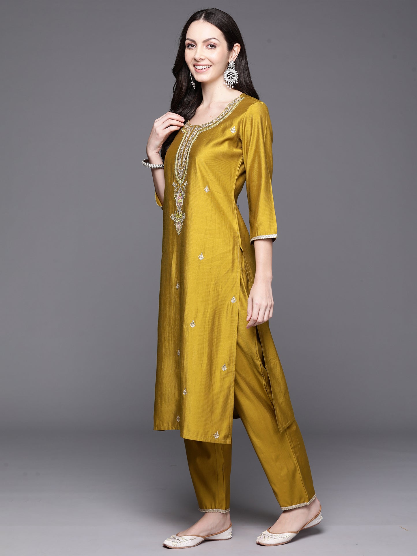 IE Olive Embroidered Straight Kurta Trousers With Dupatta Set