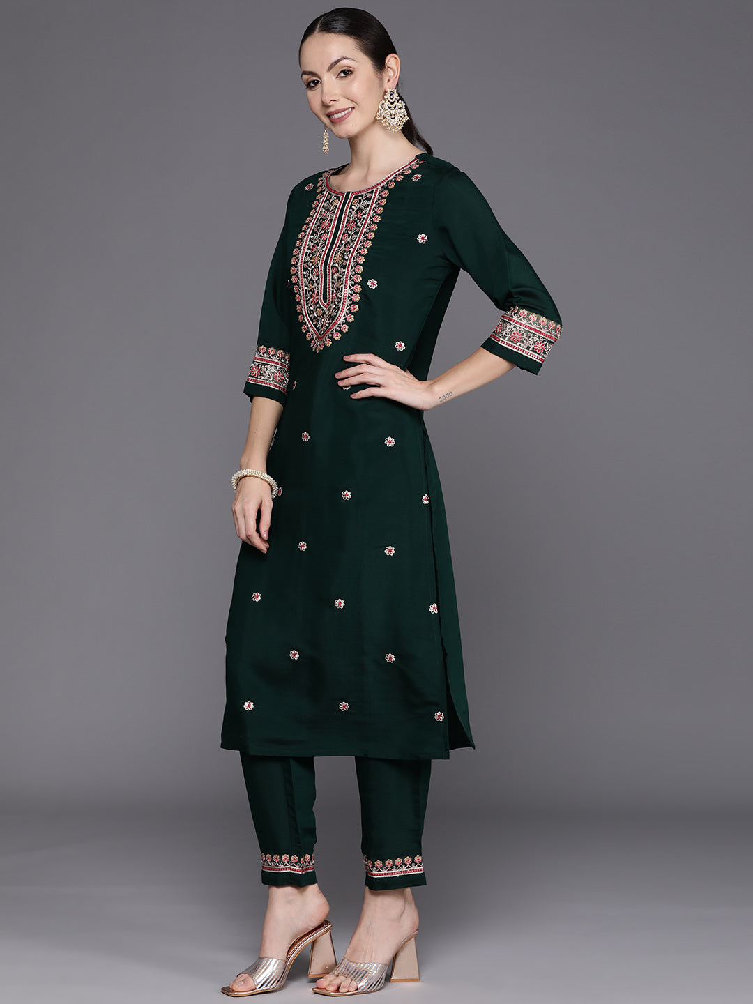 IE Green Embroidered Straight Kurta Trousers With Dupatta Set