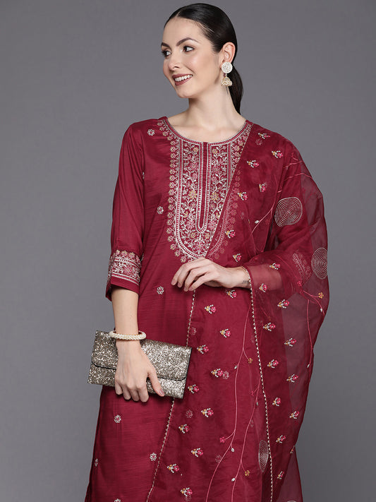 IE Maroon Embroidered Straight Kurta Trousers With Dupatta Set