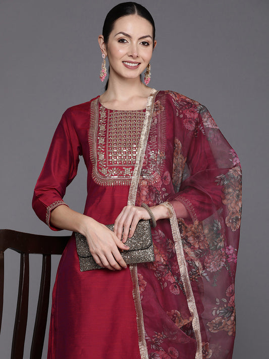 IE Pink Embroidered Straight Kurta Trousers With Dupatta Set